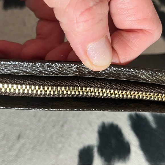 Louis Vuitton Brown Monogram Zip Pouch Clutch - Picture 12 of 16